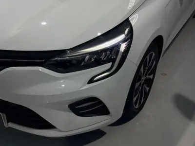 Renault Clio 2023 · foto 2