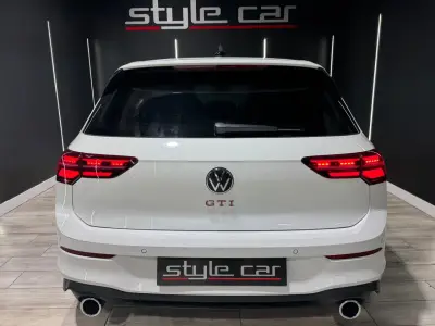 Volkswagen Golf GTI 2021 · foto 4