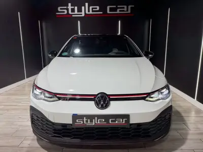 Volkswagen Golf GTI 2021 · foto 2