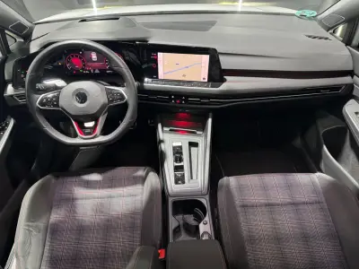 Volkswagen Golf GTI 2021 · foto 8