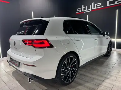 Volkswagen Golf GTI 2021 · foto 3
