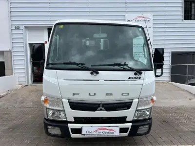 Mitsubishi Canter 2019 · foto 2