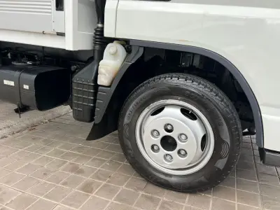 Mitsubishi Canter 2019 · foto 16