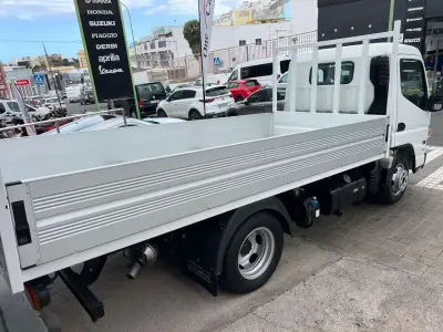 Mitsubishi Canter 2019 · foto 6