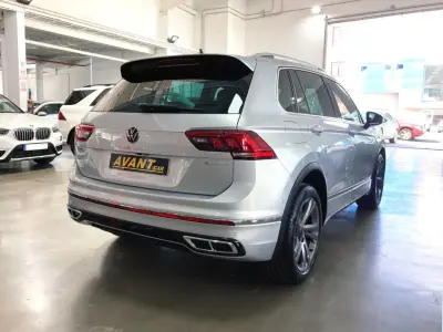 Volkswagen Tiguan 2021 · foto 7