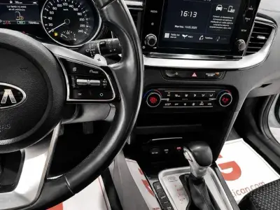 KIA Xceed 2022 · foto 11