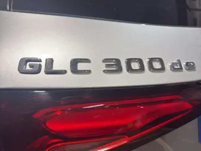 Mercedes-Benz GLC 2024 · foto 8