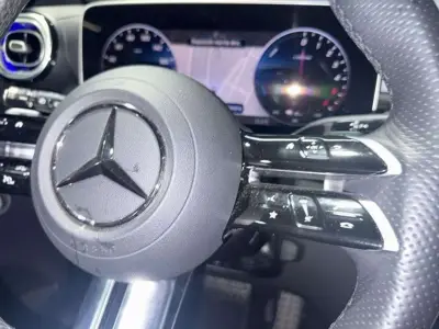 Mercedes-Benz GLC 2024 · foto 12
