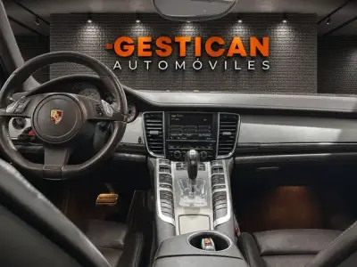 Porsche Panamera 2011 · foto 16