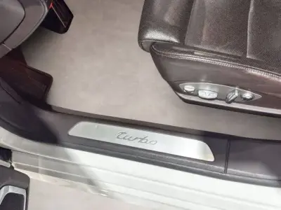 Porsche Panamera 2011 · foto 15