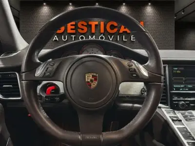 Porsche Panamera 2011 · foto 9