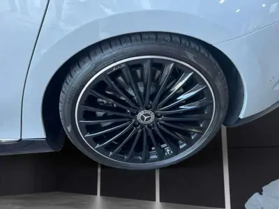 Mercedes-Benz EQE 2023 · foto 10
