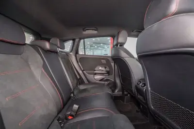 Mercedes-Benz GLA 2022 · foto 7