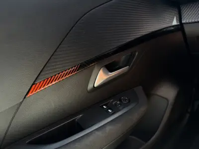Peugeot 208 2021 · foto 12