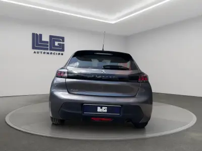 Peugeot 208 2021 · foto 5
