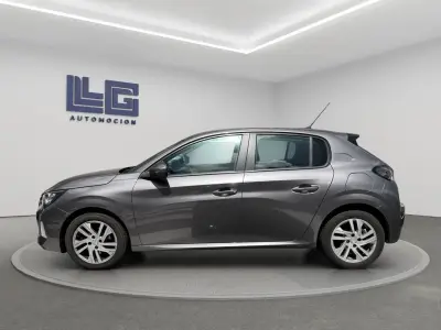 Peugeot 208 2021 · foto 7