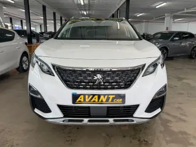 Peugeot 3008 2018 · foto 2