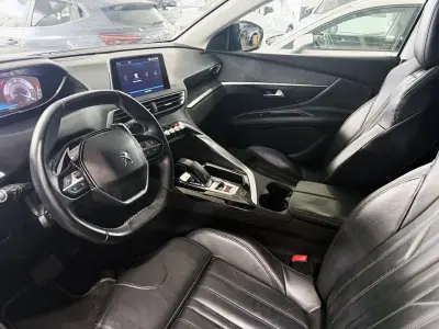 Peugeot 3008 2018 · foto 10