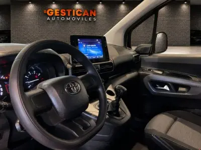 Toyota Proace City 2024 · foto 8