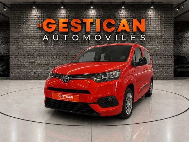 Toyota Proace City 2024 en 4 islas · CEC