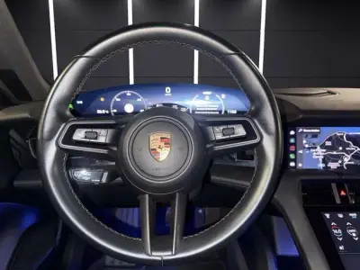 Porsche Taycan 2021 · foto 10