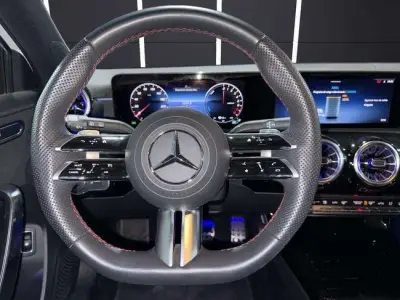 Mercedes-Benz Clase A 2025 · foto 10