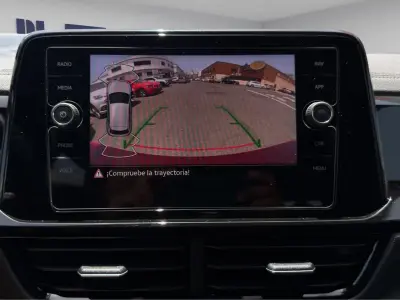 Volkswagen T-Roc 2022 · foto 11