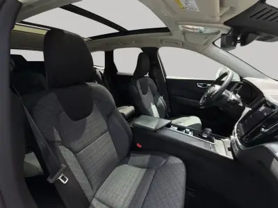 Volvo XC60 2024 · foto 16