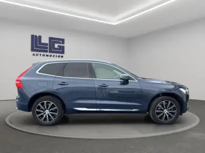 Volvo XC60 2021 · foto 4