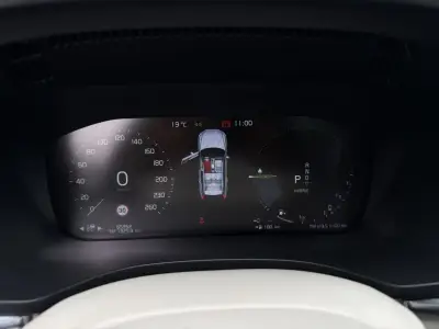 Volvo XC60 2021 · foto 11