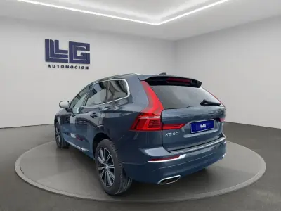 Volvo XC60 2021 · foto 7