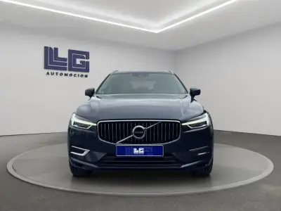 Volvo XC60 2021 · foto 2