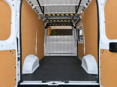 Opel Movano 2023 · foto 11