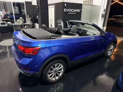 Volkswagen T-Roc Cabrio 2022 · foto 10