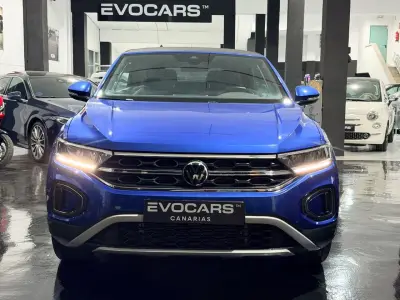 Volkswagen T-Roc Cabrio 2022 · foto 3