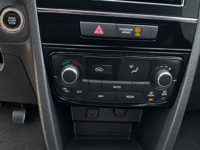 Suzuki Vitara 2016 · foto 12
