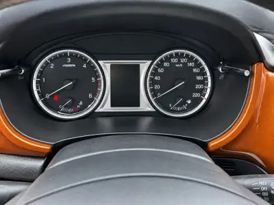 Suzuki Vitara 2016 · foto 6