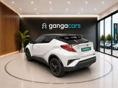 Toyota C-HR 2018 · foto 5