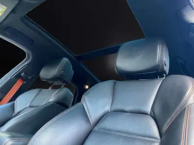 Porsche Macan 2023 · foto 16