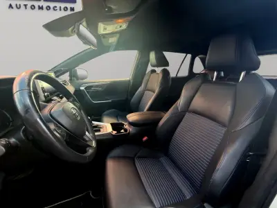 Toyota RAV4 2021 · foto 10