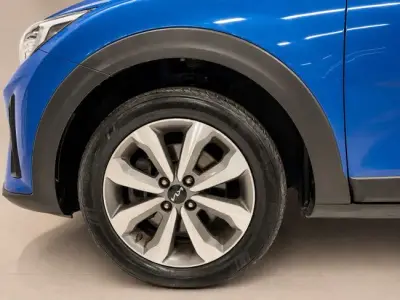 KIA Stonic 2023 · foto 10