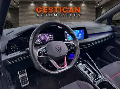 Volkswagen Golf 2023 · foto 14