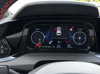 Volkswagen Golf 2023 · foto 12