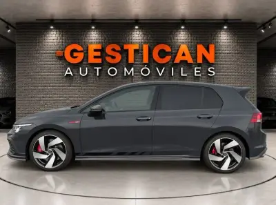 Volkswagen Golf 2023 · foto 10