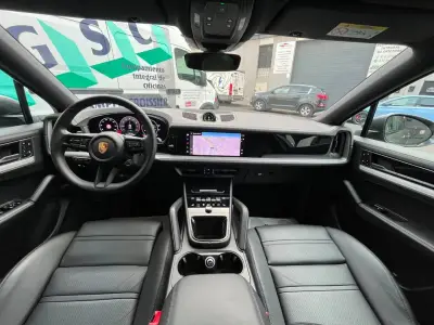 Porsche Cayenne Coupe 2024 · foto 11