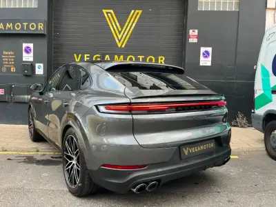 Porsche Cayenne Coupe 2024 · foto 2
