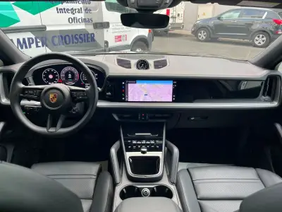 Porsche Cayenne Coupe 2024 · foto 20