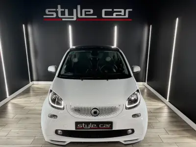 Smart fortwo 2018 · foto 2