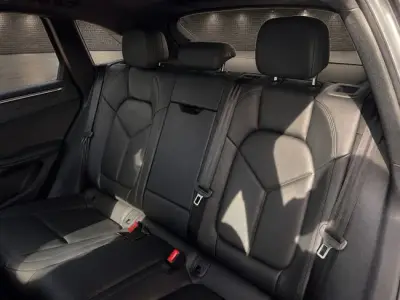 Porsche Macan 2024 · foto 13