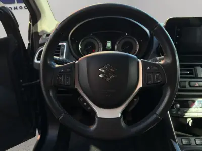 Suzuki Scross 2024 · foto 14